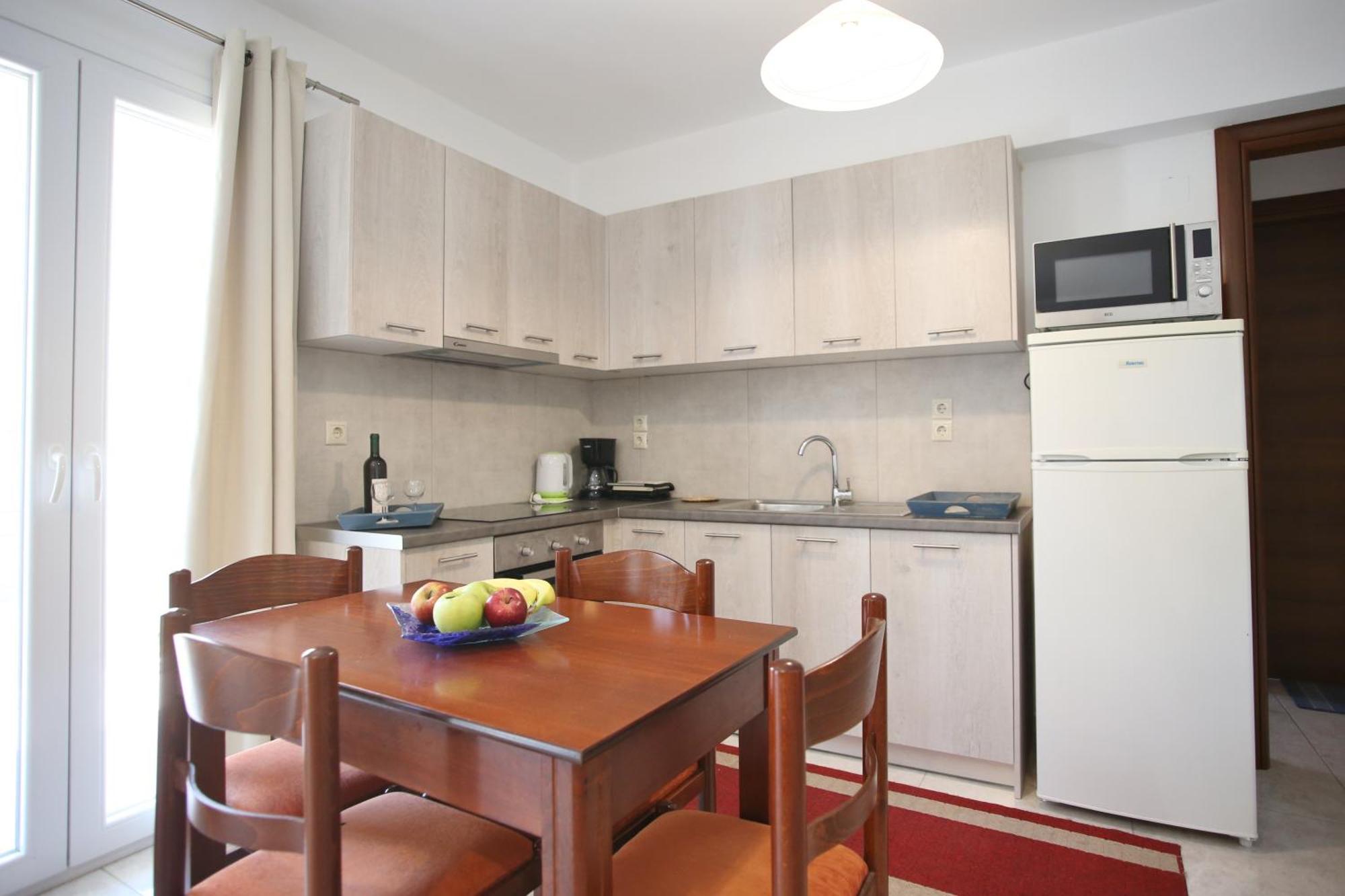 Cozy Apartments In City'S Suburbs Lefkáda Zewnętrze zdjęcie