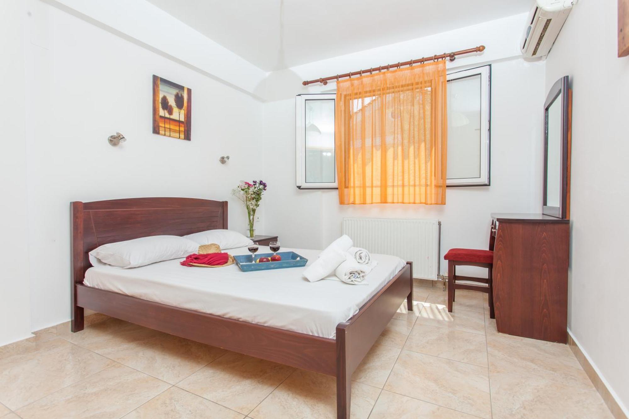 Cozy Apartments In City'S Suburbs Lefkáda Zewnętrze zdjęcie